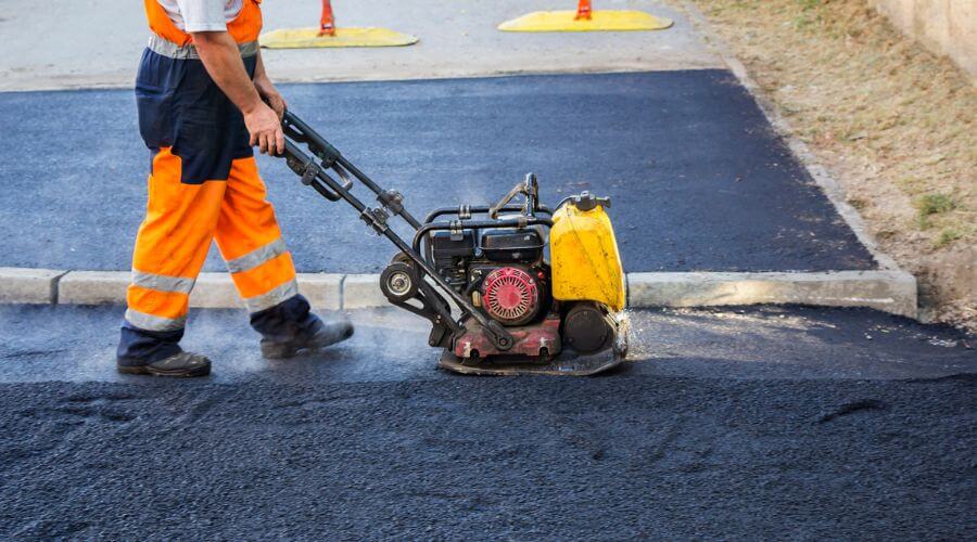 Professional gutter cleaning in Tripler Army Medical Center, HI